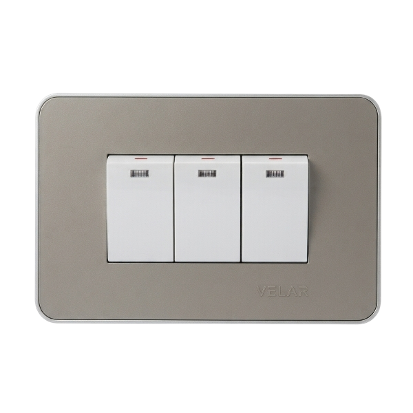 iPhone Beige x Beige Square Velar.